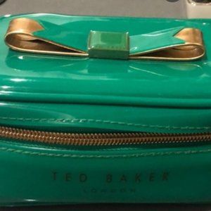 Green Jewelry Travel Case - Ted Baker